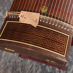 Dunhuang Guzheng 693E "Huiwen" – High Mountains and Flowing Water | Classic Walnut Chinese Zither