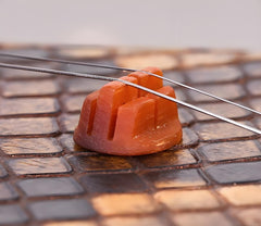 Professional Erhu Bridge – Aged Pine Knot Wood, Enhanced Vibration & Volume for Performances and Exams