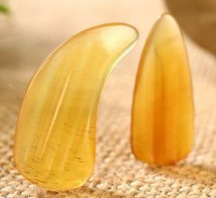 Tongyin Grooved Double-Arc Ox Horn Finger Picks for Guzheng – Professional Grade, Hand-Polished