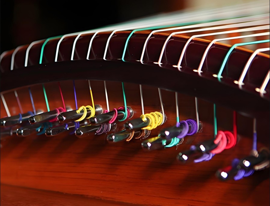 Dunhuang Guzheng 698MJ-Q - Window to the Sky (轩窗问语) - Intricate Hollow Carved Inlay, Bright and Resonant Tone