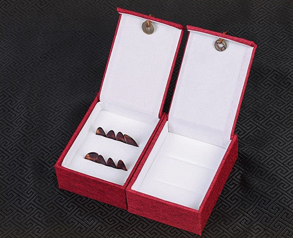 Silk Floral Finger Pick Storage Case for Guzheng & Pipa – Compact & Portable Accessory Organizer